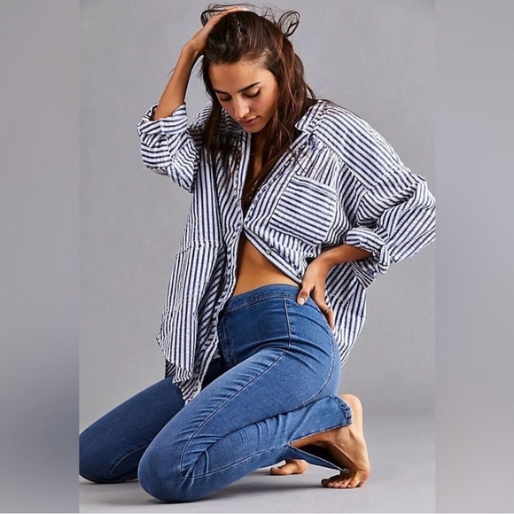 NWT Free People Riley High-Rise Slit Jeans in Nightshade Blue size 27 - Picture 2 of 10